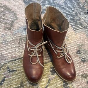 Women's Timberland Brown Lace-Up Boots